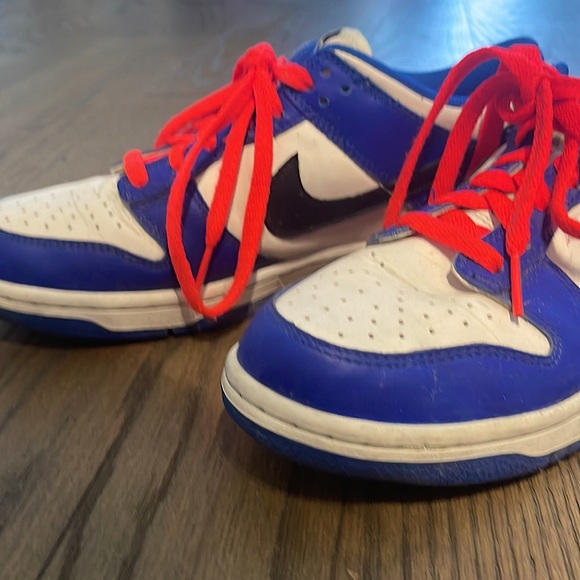 Nike dunk low Bright Crimson Game RoyalUS7 youth/US8.5 women - Picture 3 of 3